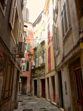 Tra i viottoli di Piran…o sono in una calle veneziana?
