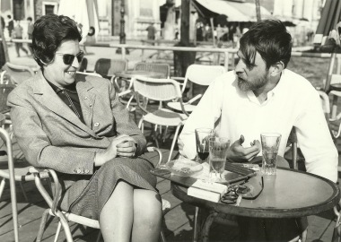  Raffaella Ghigi e Daniel Pommereulle Fotografia di R. Pagnani Lido di Venezia 1961 (Archivio Ghigi - Pagnani)